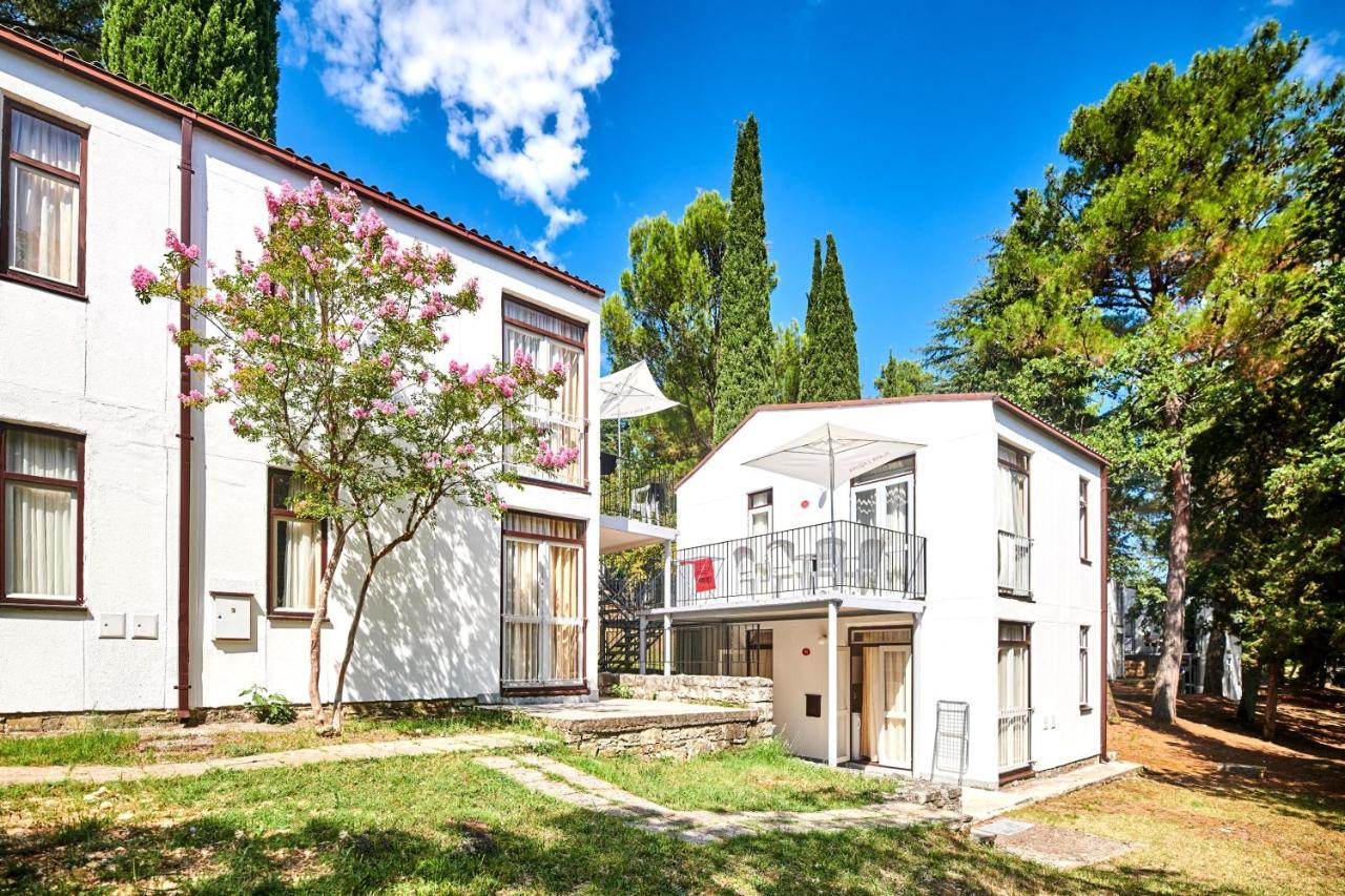 Astra Plava Laguna Apartment